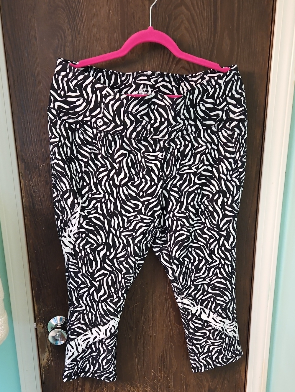 Lane Bryant Black and White Abstract Print Leggings
